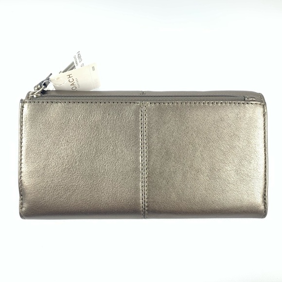 Authentic COACH   No. F42813
✨ Soho Plated Leather Slim Envelope ✨ New with Tag - Picture 2 of 14